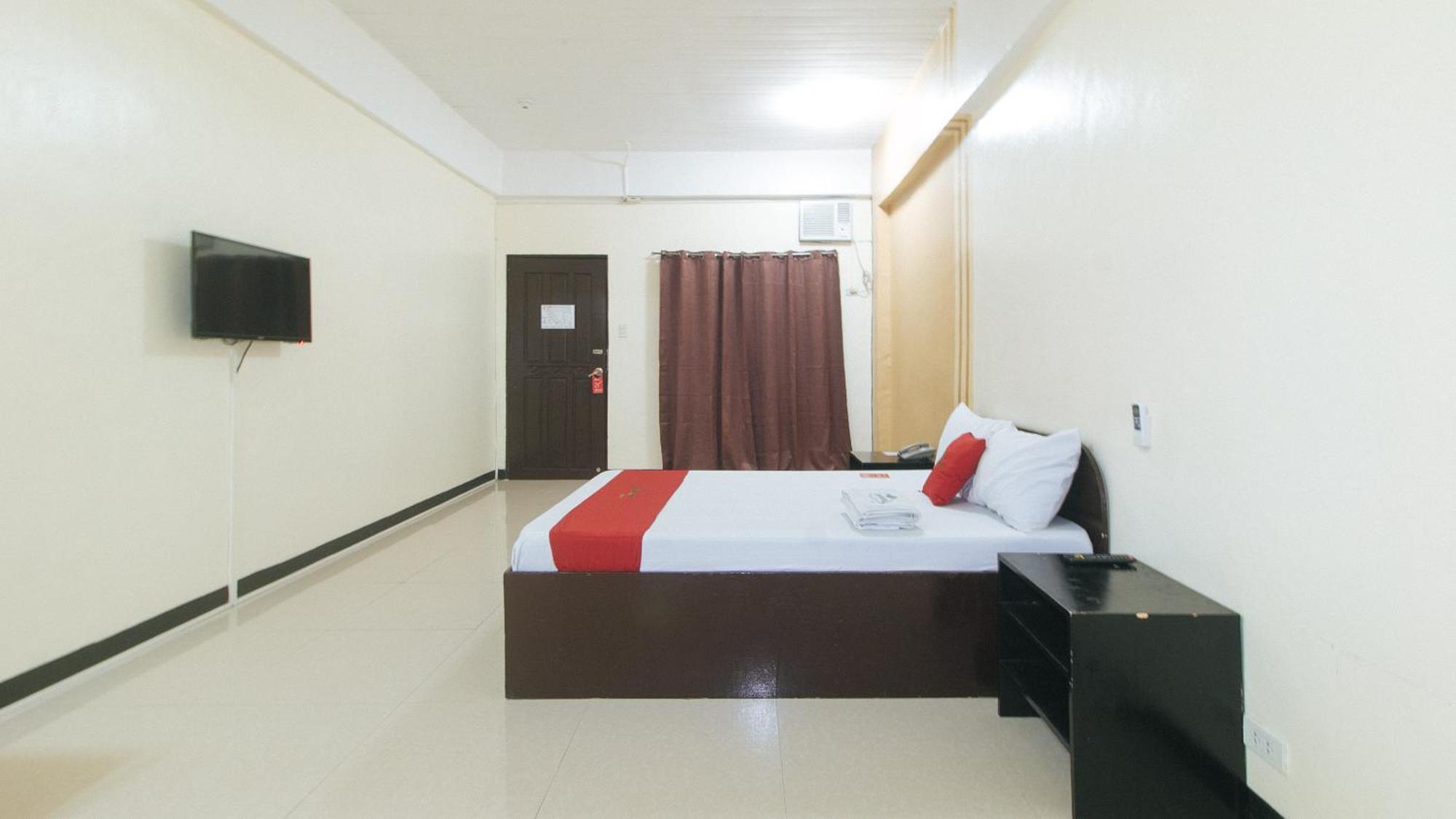 Reddoorz Near Sm City Muntinlupa San Pedro  Kültér fotó